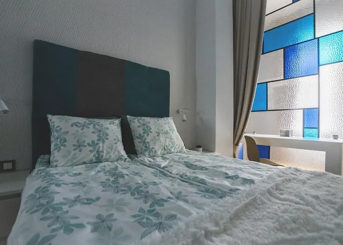 Luxury Gold 2 Bedroom