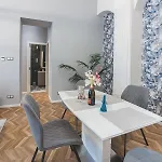Luxury Gold 2 Bedroom Appartement Budapest