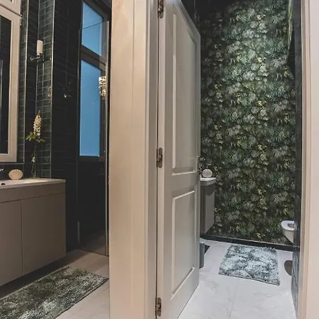 Luxury Gold 2 Bedroom Apartmán Budapešť